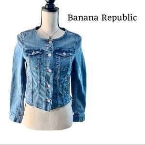 Adorable Banana Republic Cropped Denim Jacket-Like New! XSP